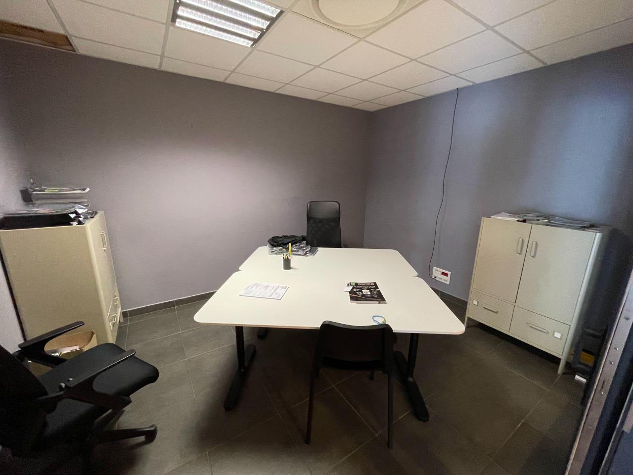 Local d'activité La Mézière 360m² Location local d'activité La Mézière Ille-et-Vilaine OLACT2425266 3